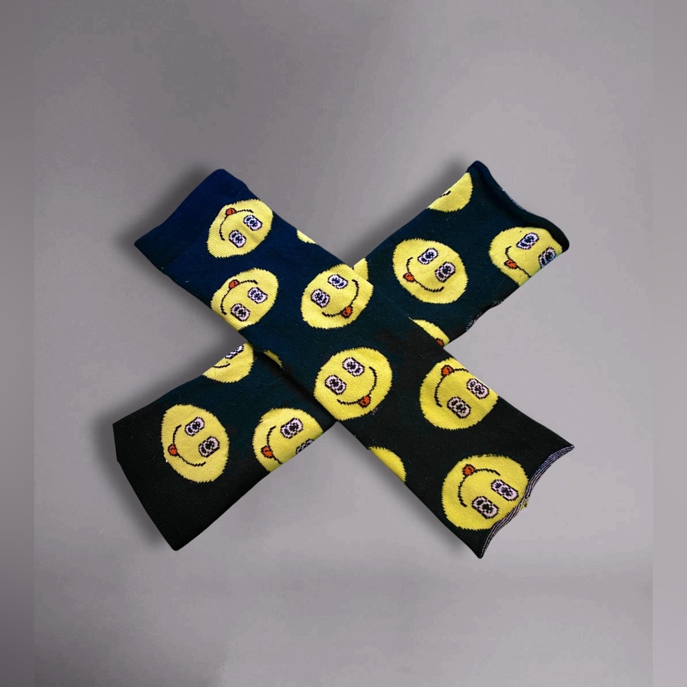 ‘ACIIID TRIIIIP’ Custom Trippy Smiley Arm Warmer Gloves